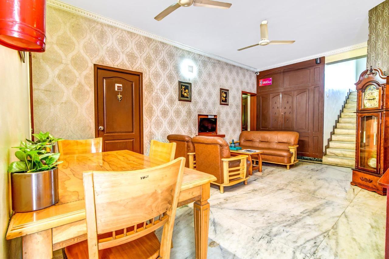 Fabexpress Nestlay Rooms - 100M From Velammal Hall, Moggappair Chennai Esterno foto