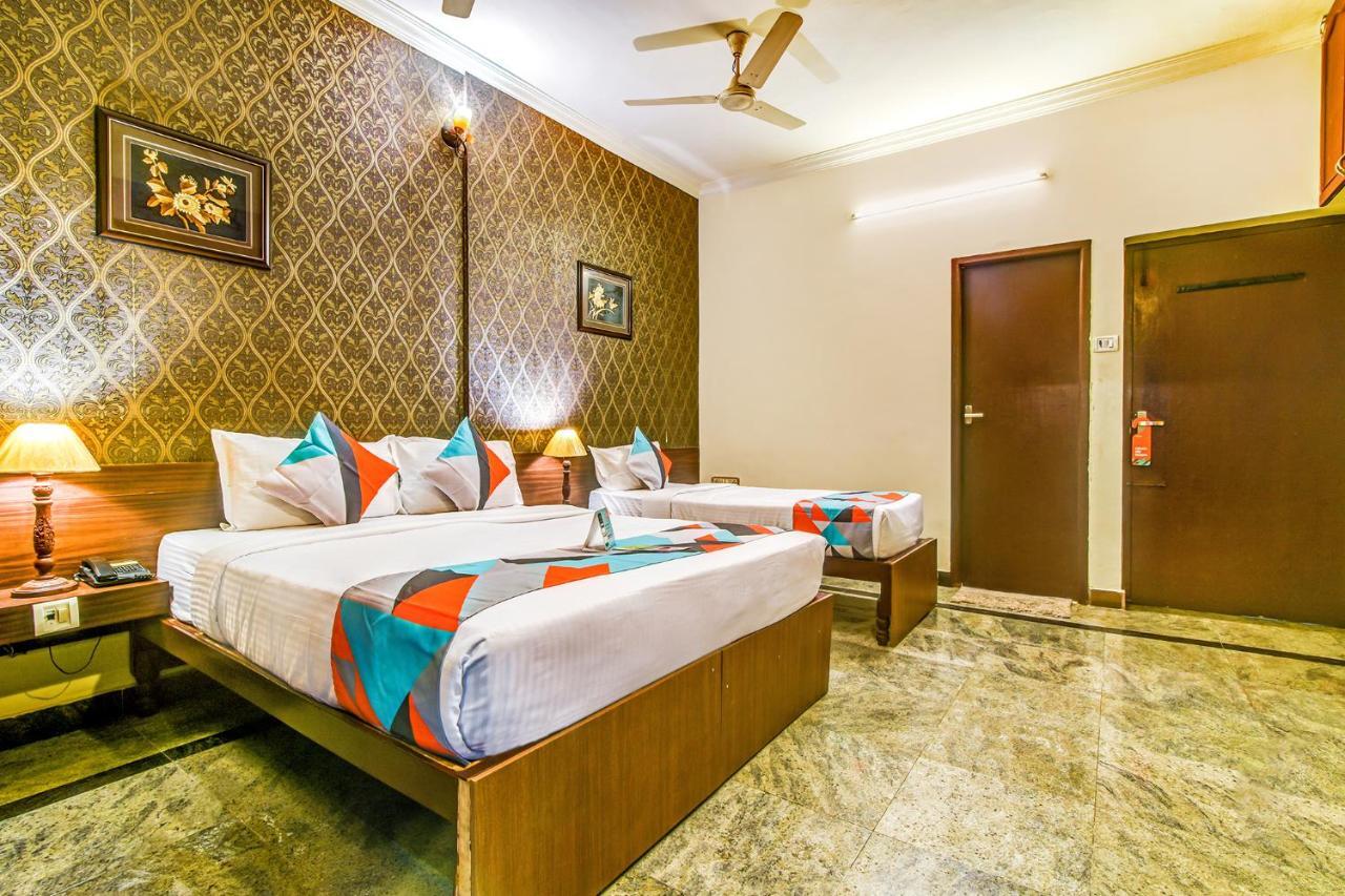 Fabexpress Nestlay Rooms - 100M From Velammal Hall, Moggappair Chennai Esterno foto